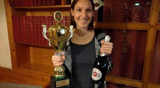 Sarah Strak ist PCAB Champion und Bounty Hunter 2016